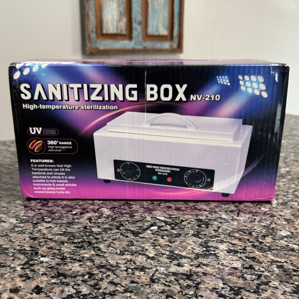 Sanitizing Box NV-210 - White